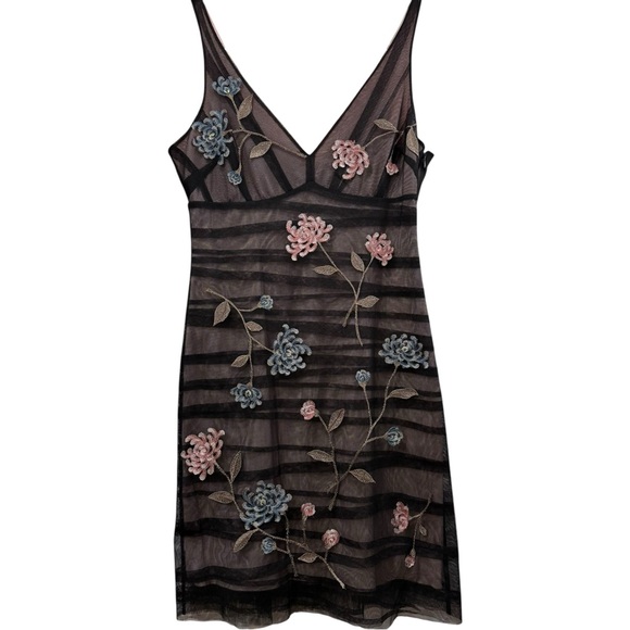 BCBGMAXAZRIA Y2K VTG Sheer Mesh Slip Dress Floral Embroidered 90s Aesthetic SZ 6 - Picture 1 of 5